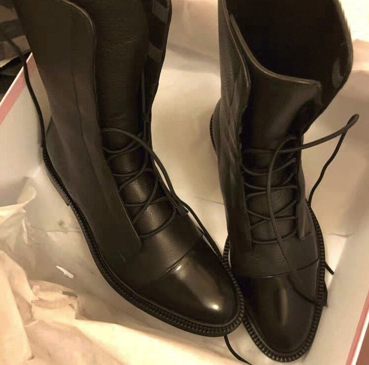 Bottes mi-hautes .