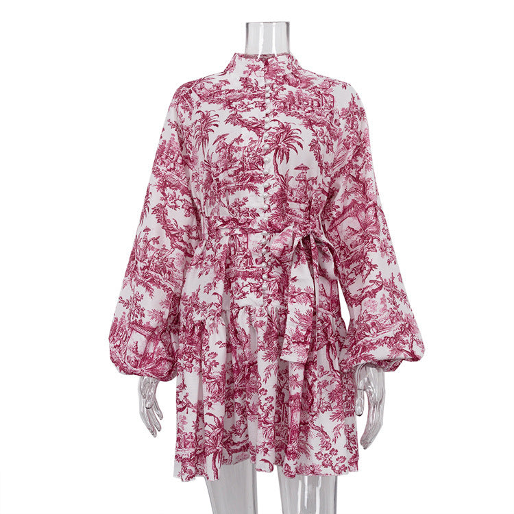 Robe courte à imprimé encre .