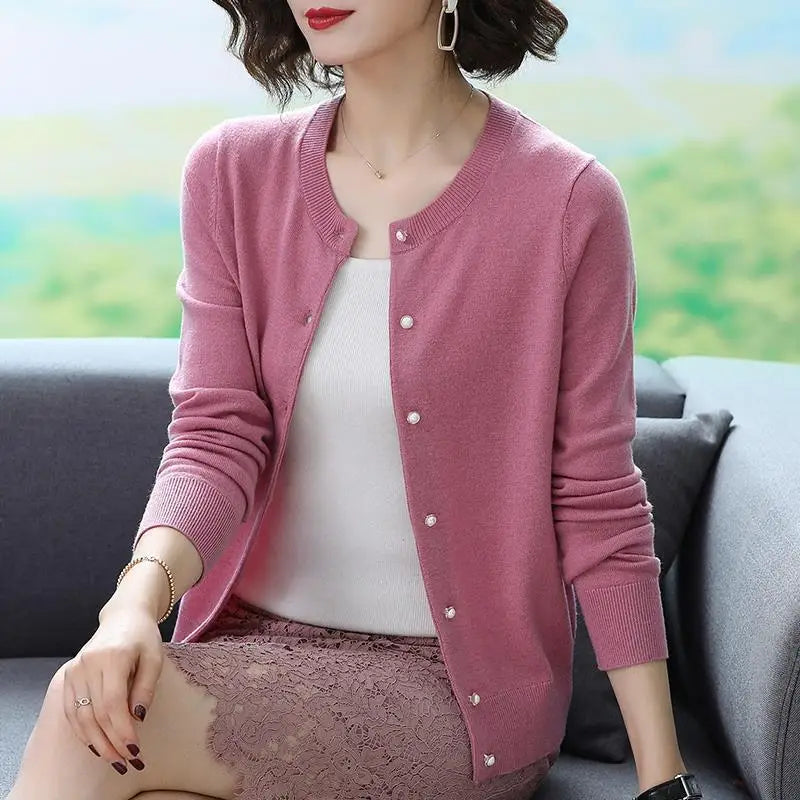 Cardigans fins en maille .