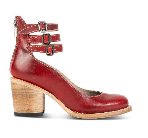 Escarpins à talons hauts