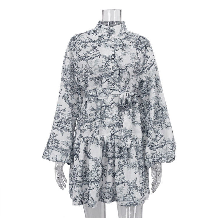 Robe courte à imprimé encre .